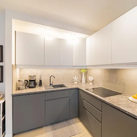 Lulu Apartments - Nomorerain - Apartament 2-Pokojowy Grzybowo - Klimatyzacja, Netflix Esterno foto